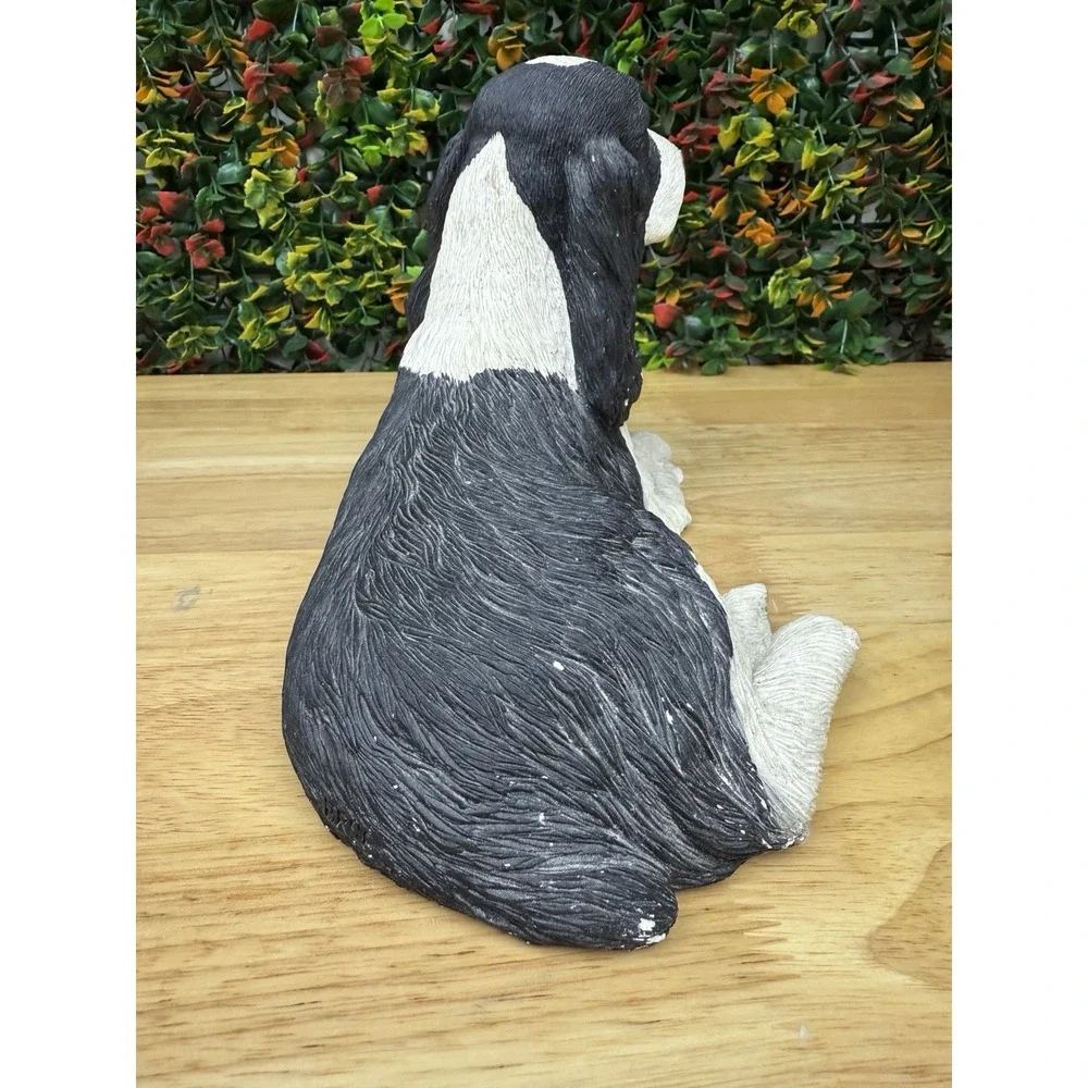SANDICAST LARGE SPINGER SPANIEL SCULPTURE FIGURINE BLACK & WHITE SANDRA BRUE '87